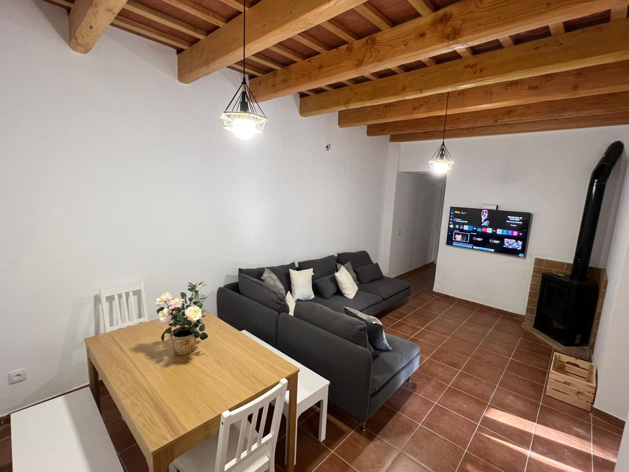 Casa Rural Can Ricos - El Mirador Del Montseny Vallgorguina Bagian luar foto