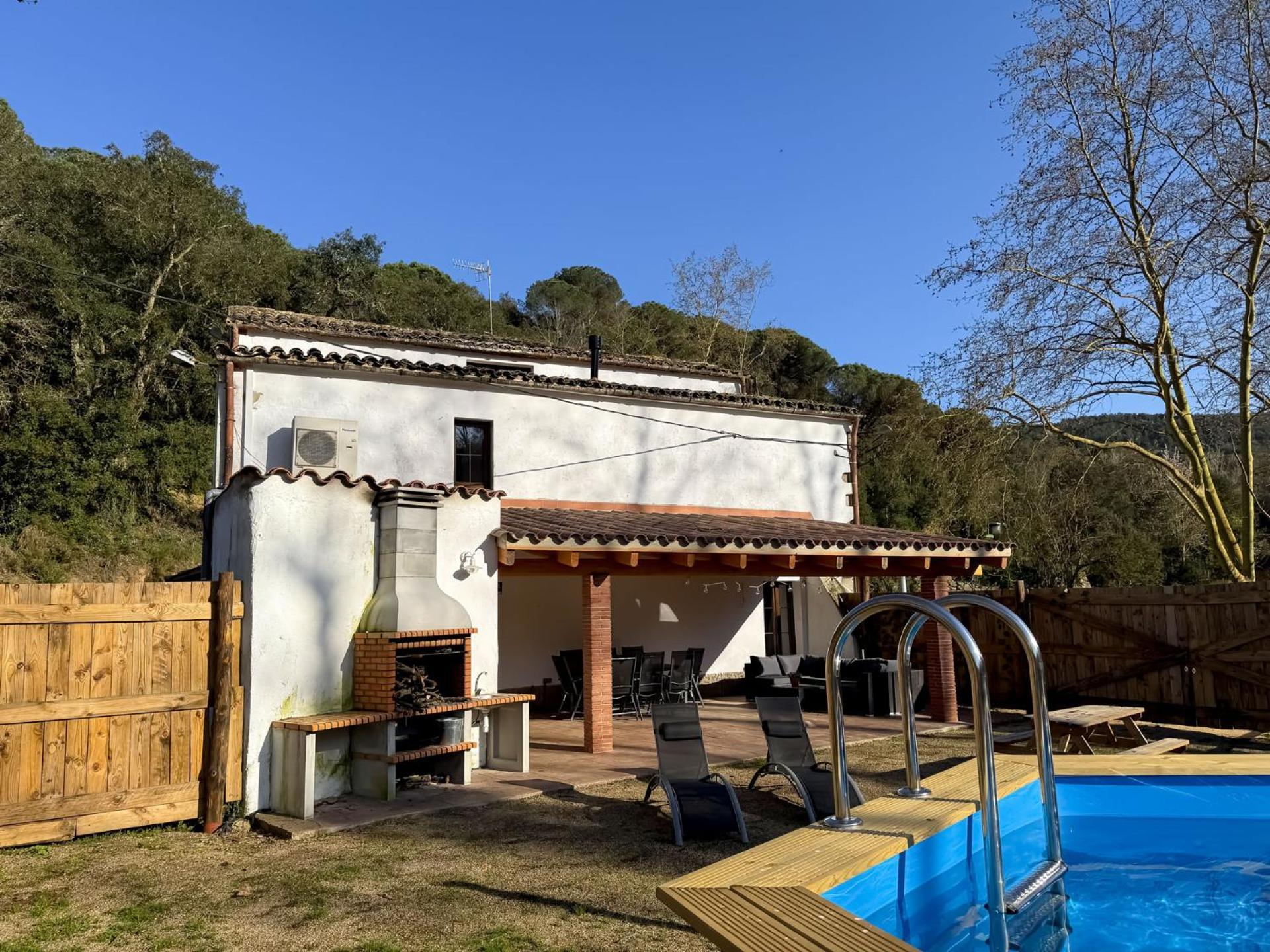 Casa Rural Can Ricos - El Mirador Del Montseny Vallgorguina Bagian luar foto